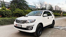 Used Toyota Fortuner 4x2 AT in Mumbai