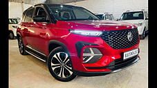 Second Hand MG Hector Plus Sharp 2.0 Diesel Turbo MT 6-STR Dual Tone in Bangalore