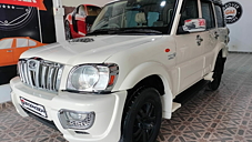 Second Hand Mahindra Scorpio VLX 2WD AT BS-III in Patna