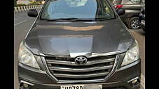 Used Toyota Innova 2.5 G 8 STR BS-IV in Kanpur