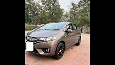 Second Hand Honda Jazz V Petrol in Delhi