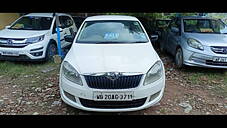 Used Skoda Rapid 1.5 TDI CR Ambition with Alloy Wheels in Kolkata