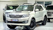 Used Toyota Fortuner 4x2 AT in Mumbai