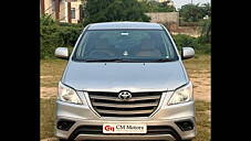 Used Toyota Innova 2.5 GX BS IV 8 STR in Ahmedabad