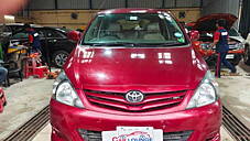 Used Toyota Innova 2.5 G 8 STR BS-IV in Kolkata