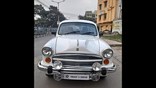 Second Hand Hindustan Motors Ambassador Grand 2000 DSZ in Kolkata