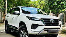 Used Toyota Fortuner 4X2 AT 2.7 Petrol in Delhi