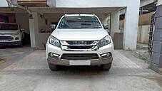 Used Isuzu MU-X 4x2 in Hyderabad