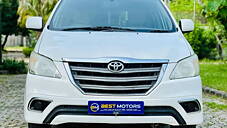 Used Toyota Innova 2.5 GX 8 STR BS-III in Ahmedabad