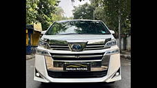 Used Toyota Vellfire Hybrid in Delhi