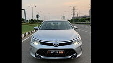 Second Hand Toyota Camry Hybrid in Chandigarh