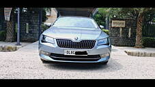 Used Skoda Superb L&K TSI AT in Delhi