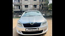 Second Hand Skoda Rapid 1.5 TDI CR Ambition with Alloy Wheels in Nashik