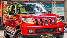 Used Mahindra TUV300 T10 in Delhi