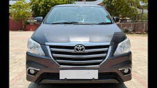 Used Toyota Innova 2.5 VX BS IV 8 STR in Ahmedabad