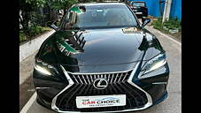 Used Lexus ES 300h Luxury in Hyderabad