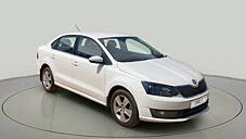 Used Skoda Rapid Ambition 1.6 MPI AT in Hyderabad