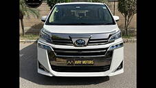 Used Toyota Vellfire Hybrid in Delhi