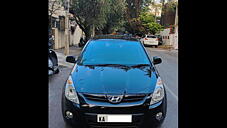 Second Hand Hyundai i20 Asta 1.4 AT (O) with sunroof in Bangalore