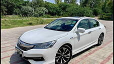 Used Honda Accord Hybrid in Delhi