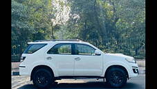 Used Toyota Fortuner 3.0 4x2 MT in Delhi