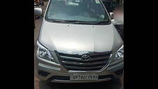 Used Toyota Innova 2.5 G 8 STR BS-IV in Kanpur