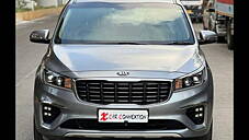 Used Kia Carnival Limousine Plus 7 STR in Mumbai