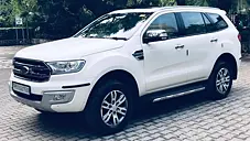 Second Hand Ford Endeavour Titanium 3.2 4x4 AT in Delhi