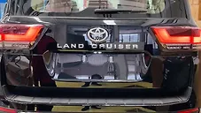 Used Toyota Land Cruiser ZX Diesel in Delhi
