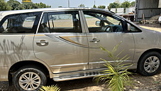 Used Toyota Innova 2.5 G BS IV 8 STR in Hapur