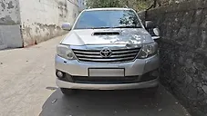 Used Toyota Fortuner 4x2 AT in Mumbai