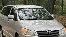 Used Toyota Innova 2.5 GX 7 STR BS-III in Kasaragod