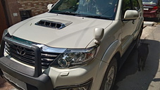 Used Toyota Fortuner 3.0 4x2 MT in Greater Noida