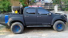 Used Isuzu D-Max V-Cross 4x4 in Raipur