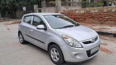 Used Hyundai i20 Asta 1.2 with AVN in Delhi