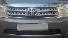 Used Toyota Fortuner 3.0 MT in Pali