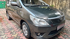 Used Toyota Innova Aero Ltd 8 STR BS IV in Kota