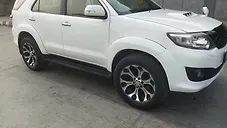 Used Toyota Fortuner 3.0 4x2 AT in Delhi
