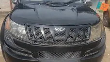 Used Mahindra XUV500 W8 in Meerut