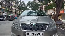 Used Skoda Rapid Ambition 1.6 MPI AT in Mumbai