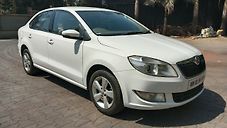 Used Skoda Rapid 1.6 MPI Style Plus AT in Mumbai