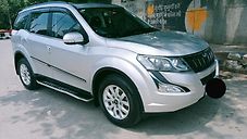 Used Mahindra XUV500 W10 AT Black Interiors [2017] in Delhi