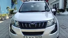 Used Mahindra XUV500 W6 in Delhi