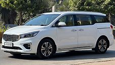 Used Kia Carnival Limousine Plus 7 STR in Mumbai