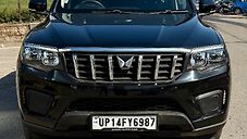 Used Mahindra Scorpio N Z4 Diesel MT 2WD 7 STR in Delhi
