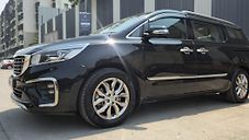 Used Kia Carnival Limousine Plus 7 STR in Mumbai