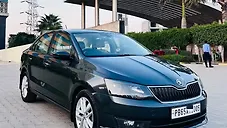 Used Skoda Rapid Ambition 1.5 TDI AT in Mohali