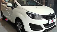 Used Mahindra Marazzo M2 8 STR in Ahmedabad