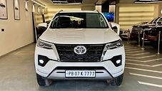 Used Toyota Fortuner 4X2 AT 2.7 Petrol in Delhi