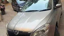 Used Skoda Rapid Ambition 1.6 MPI AT in Mumbai
